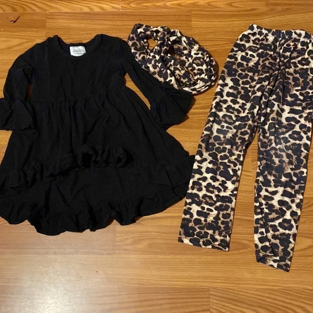 Honeydew 3 piece Girls outfit size XL (CI)